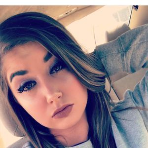 Meet your Posher, Brianna